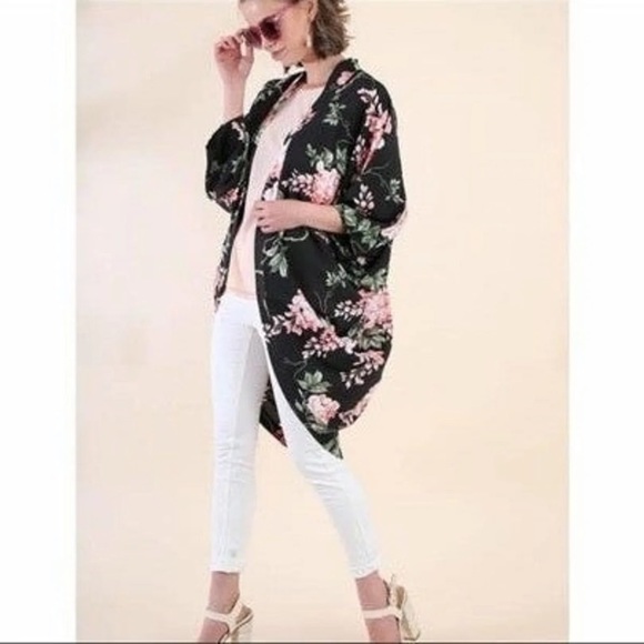 Umgee Tops - Umgee - Black Floral Kimono L/XL
